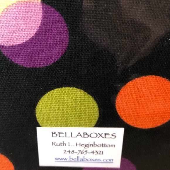 Polka-dot, fold-out photo album to hold 6 of your favorite pics - Picture 5 of 6